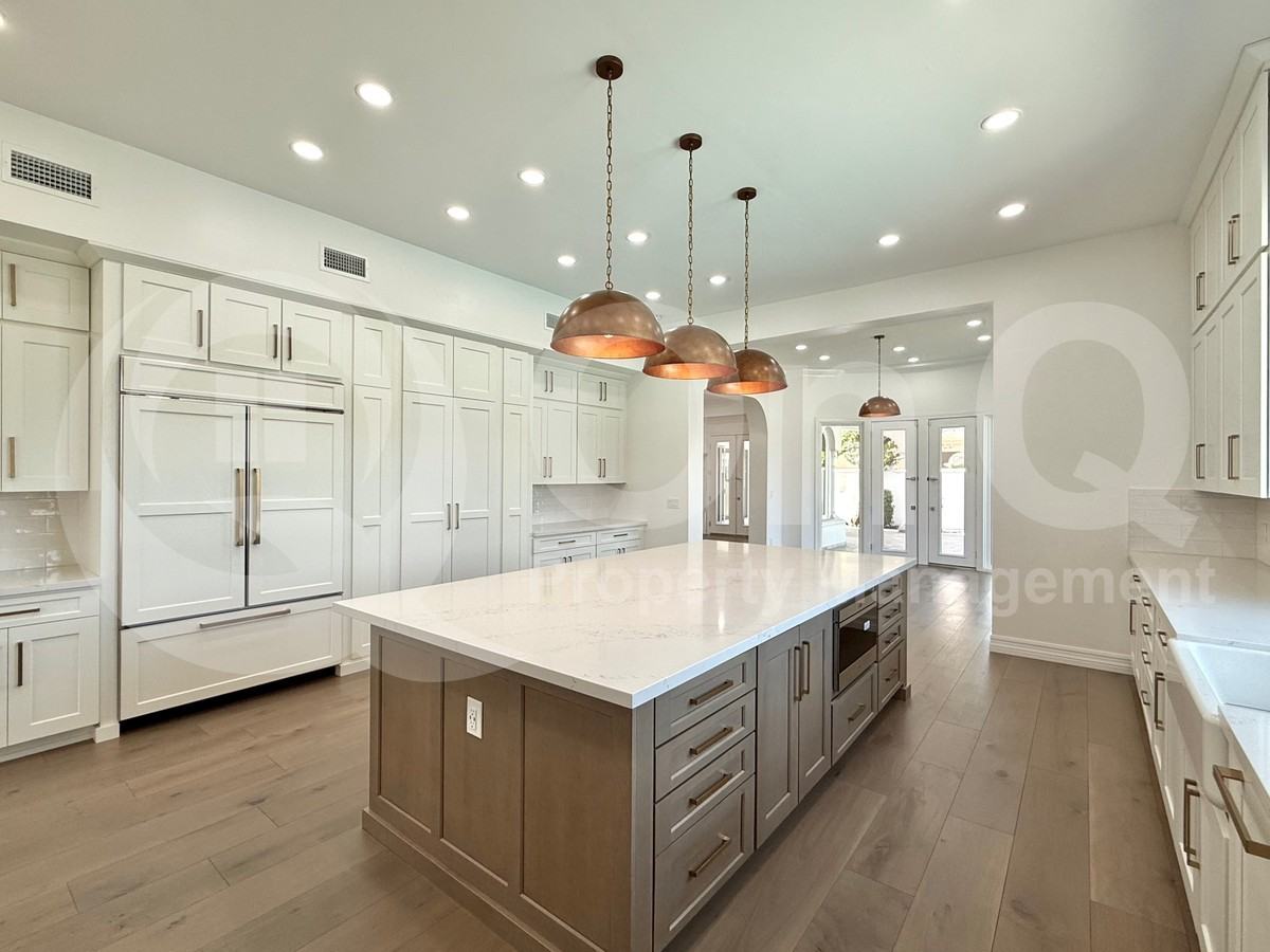 1523 E Treasure Cove Dr - Photo 4 of 50