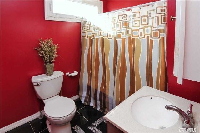 1 Roberta Ave - Photo 2 of 8