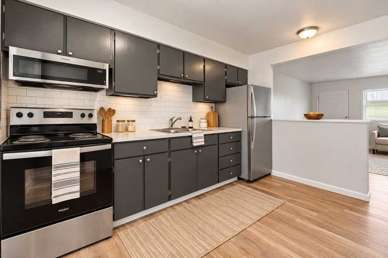 405 Grand Canyon Blvd - Photo 6 of 10