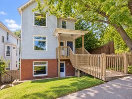 featured image of 421 N 1st Ave W