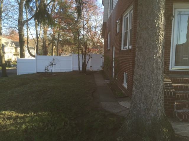 420 Madison Ave - Photo 3 of 8