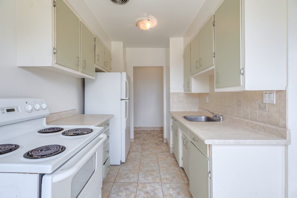 111 Craydon Rd #204 - Photo 6 of 19