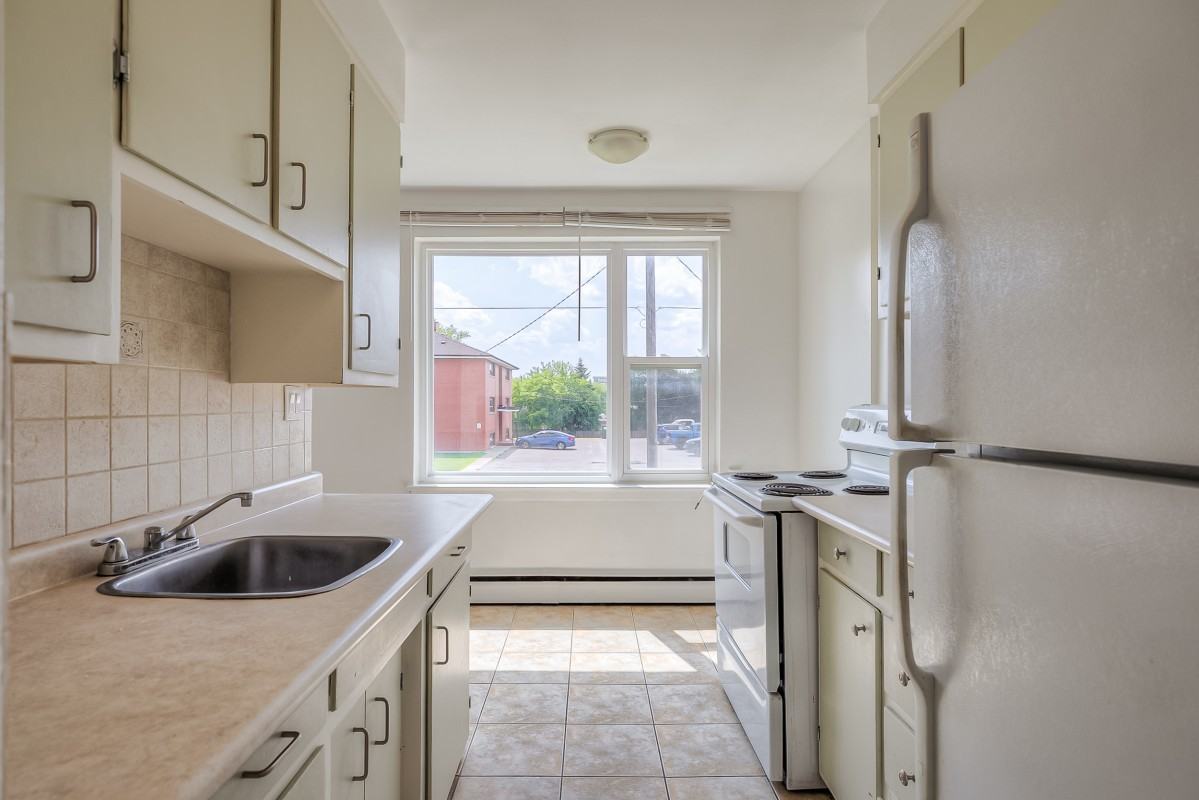 111 Craydon Rd #204 - Photo 7 of 19