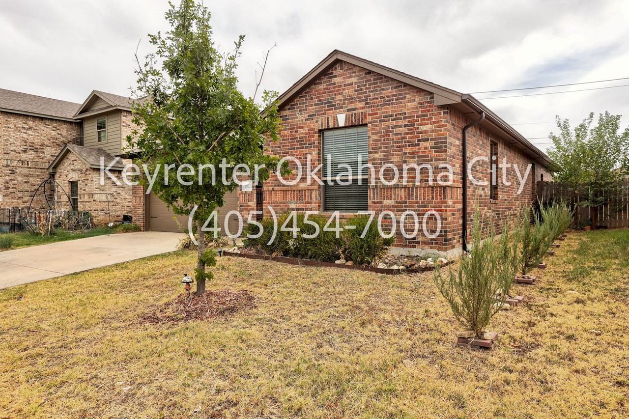 2021 Scarlet Cir - Photo 3 of 49