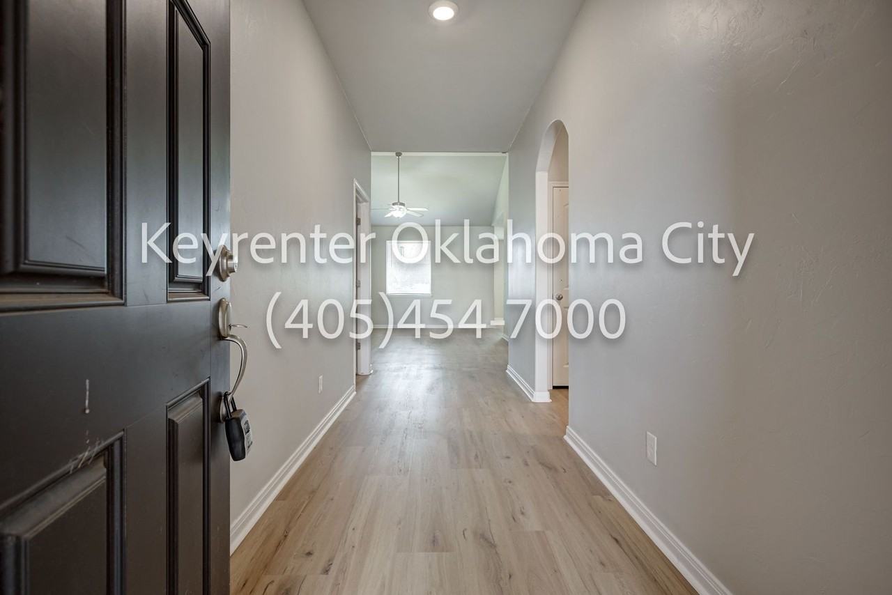 2021 Scarlet Cir - Photo 6 of 49