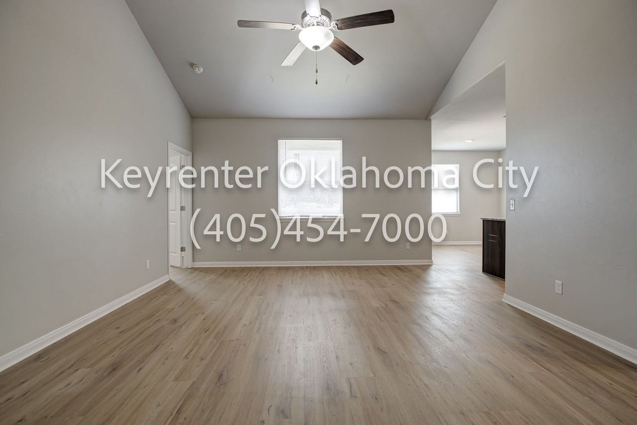 2021 Scarlet Cir - Photo 7 of 49