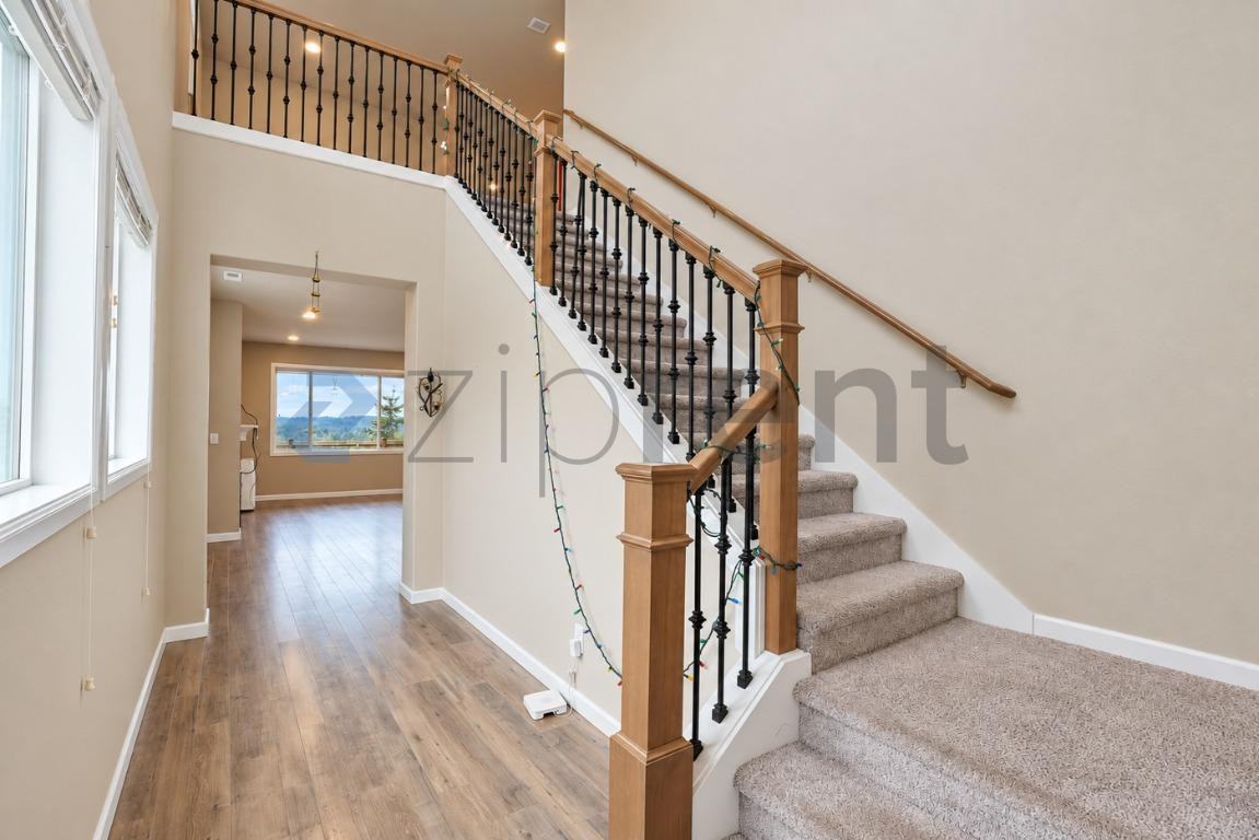 4420 235th Pl Se - Photo 4 of 29