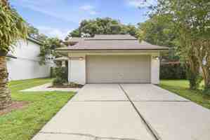 featured image of 395 Cidermill Pl