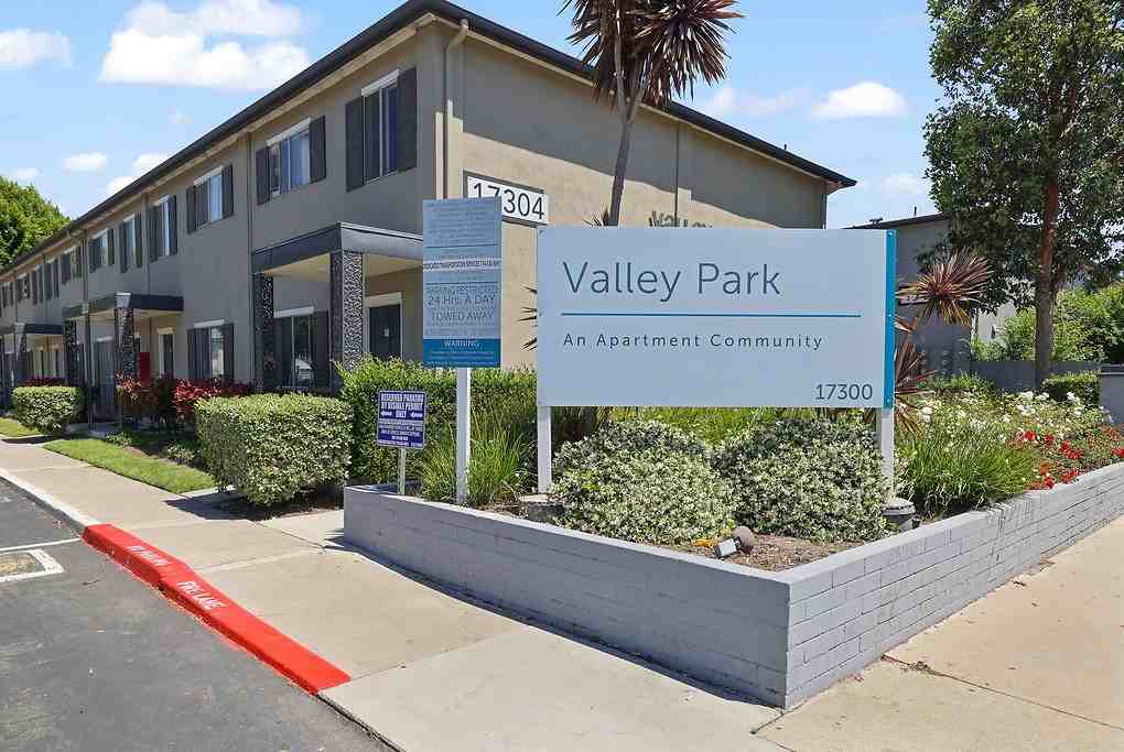 Valley Park - Photo 2 of 33