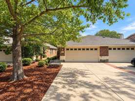 1426 Ravenwood Dr - Photo 1 of 1