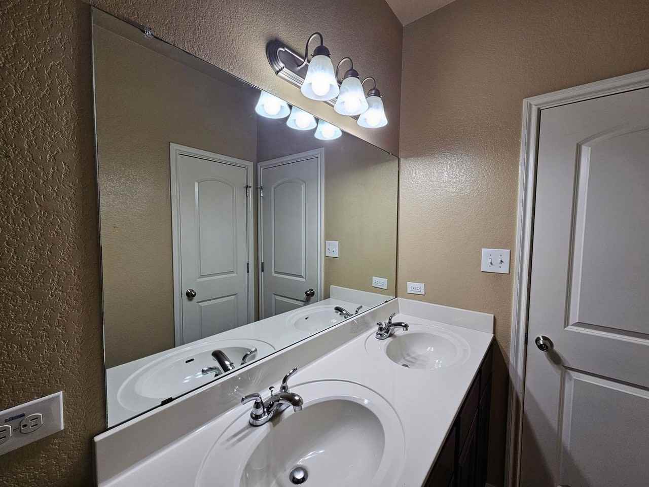 2803 Camp Cooper Dr - Photo 6 of 29