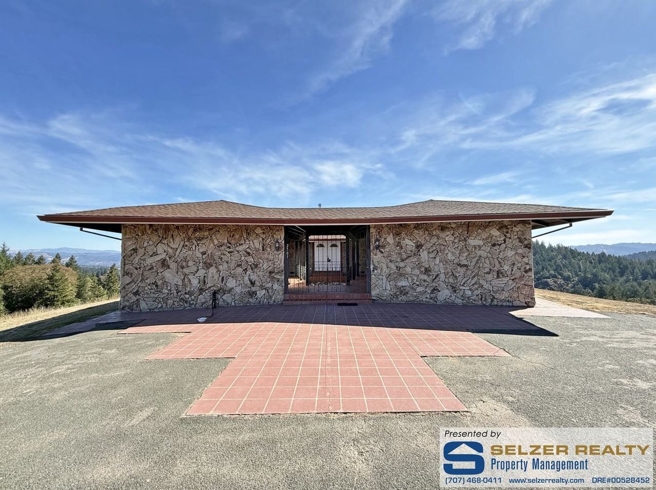 2701 Fort Bragg Rd