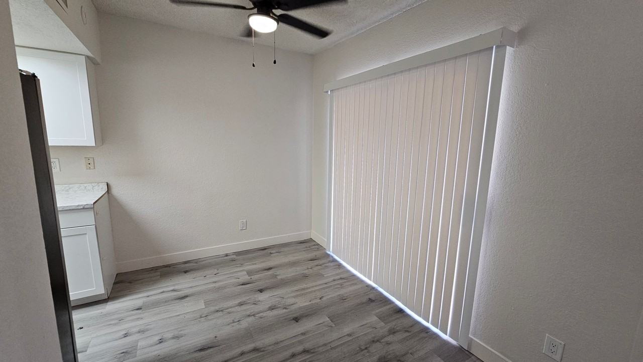 Adorable  2/2 CONDO - Photo 7 of 14
