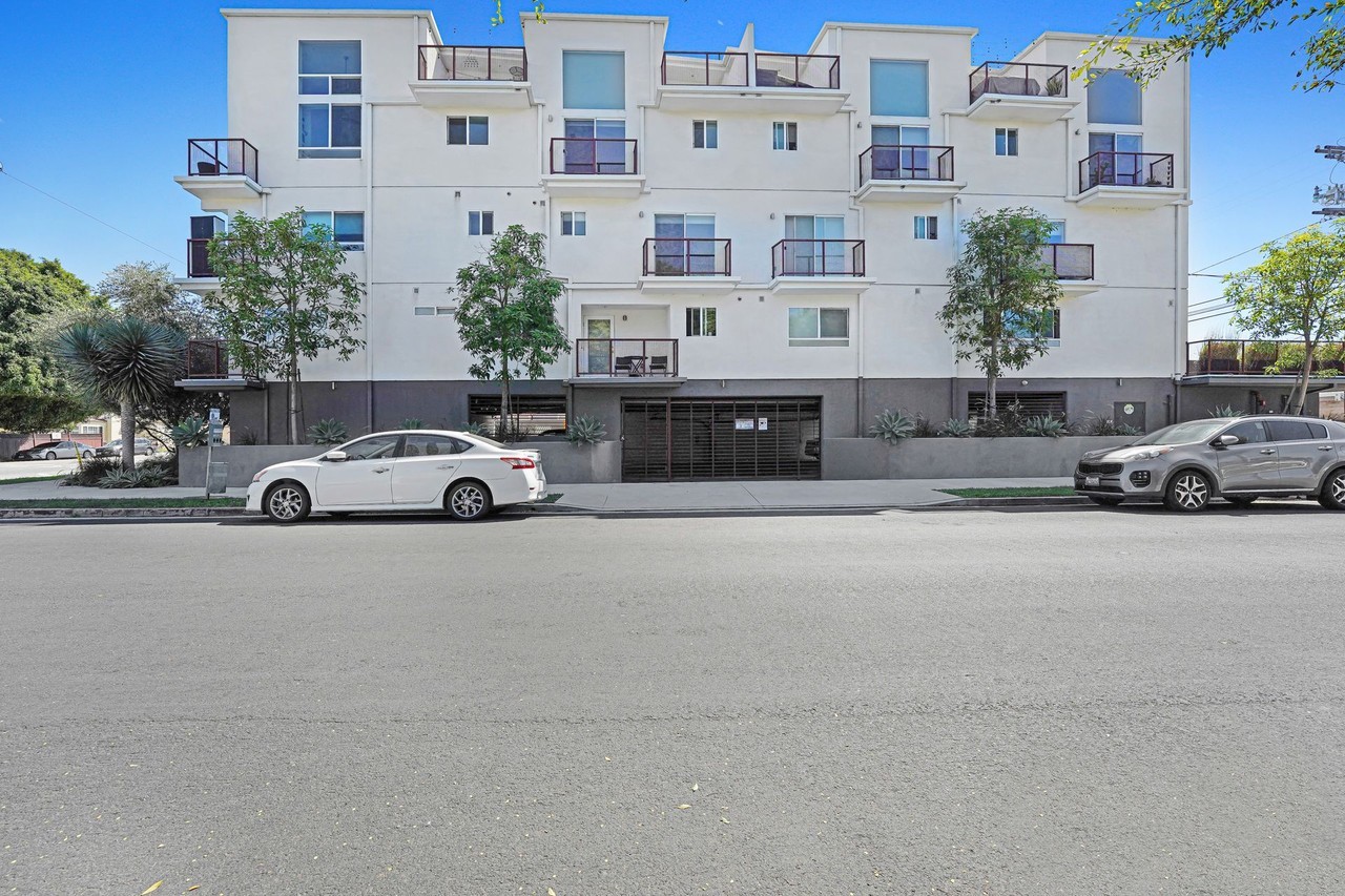5455 Inglewood Blvd. - Photo 3 of 5
