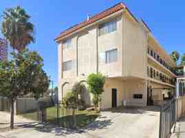 featured image of 2509 Crenshaw Blvd