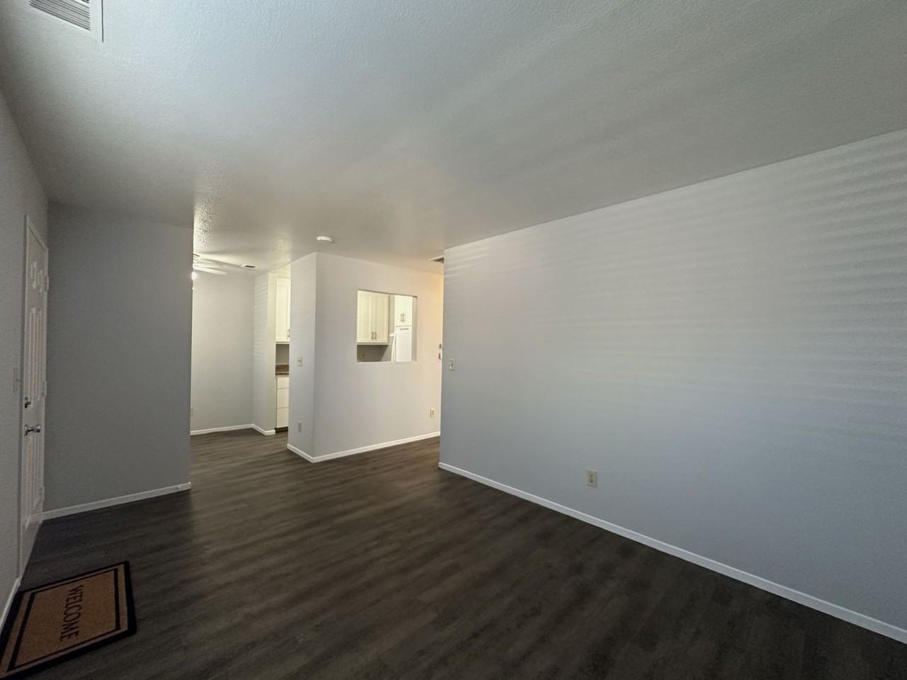2601 Delano Ave - Photo 7 of 19