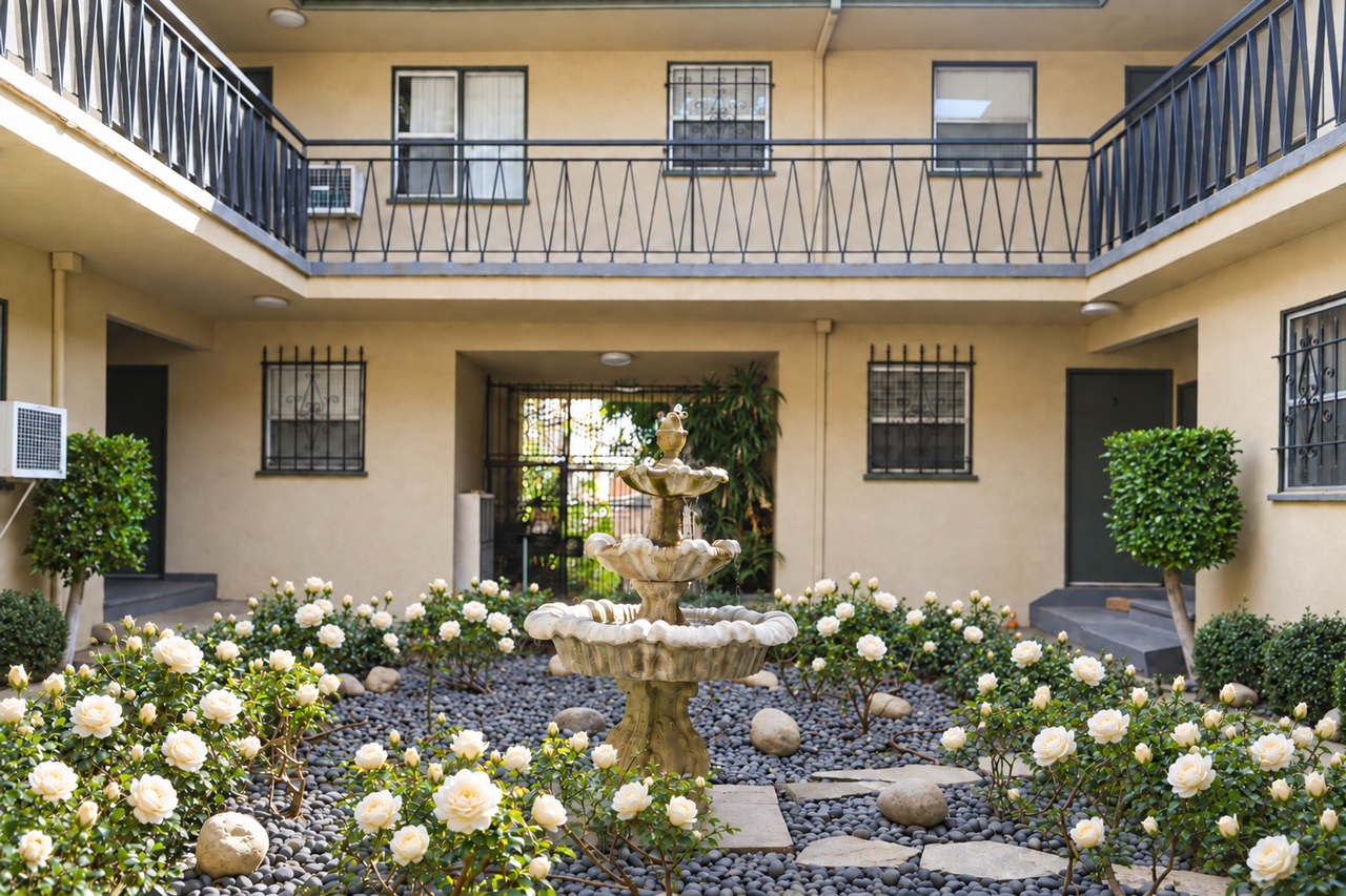 Franklin Apts - Photo 3 of 4