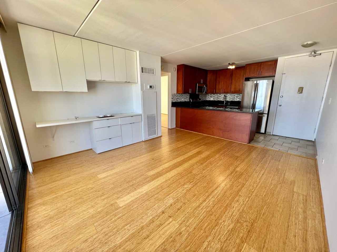 411 Hobron Ln #3213 - Photo 3 of 17