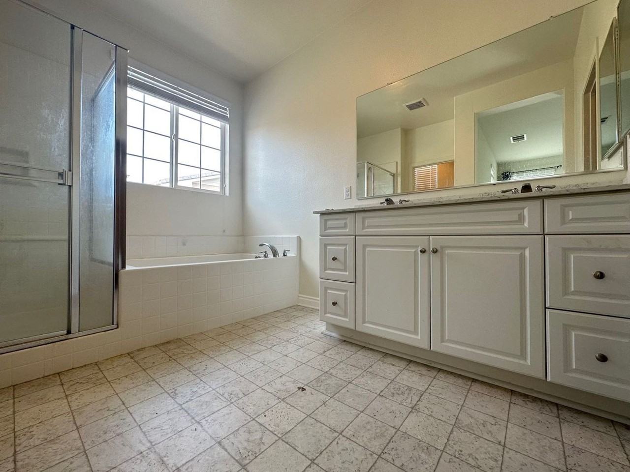 6043 Snapdragon St - Photo 5 of 20