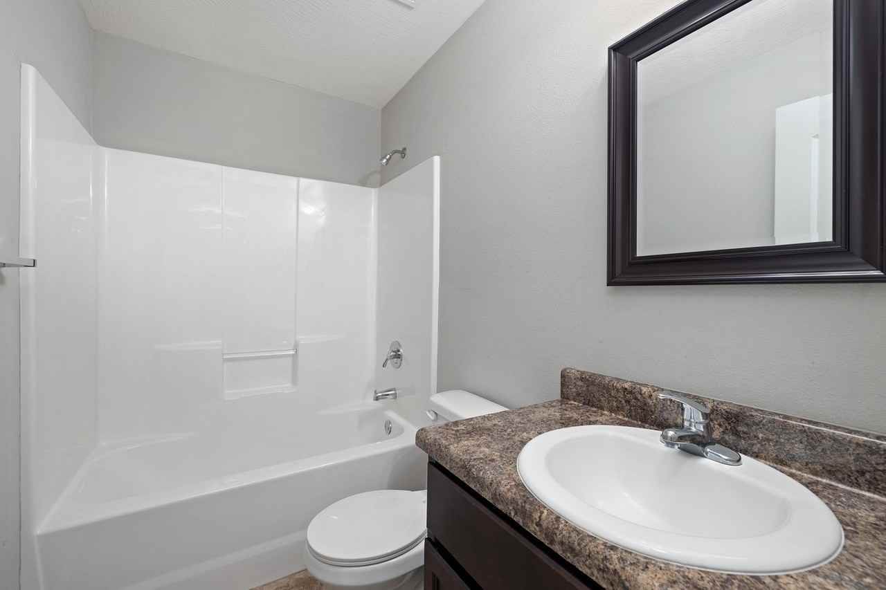 1904 S Bryson Cir - Photo 6 of 10