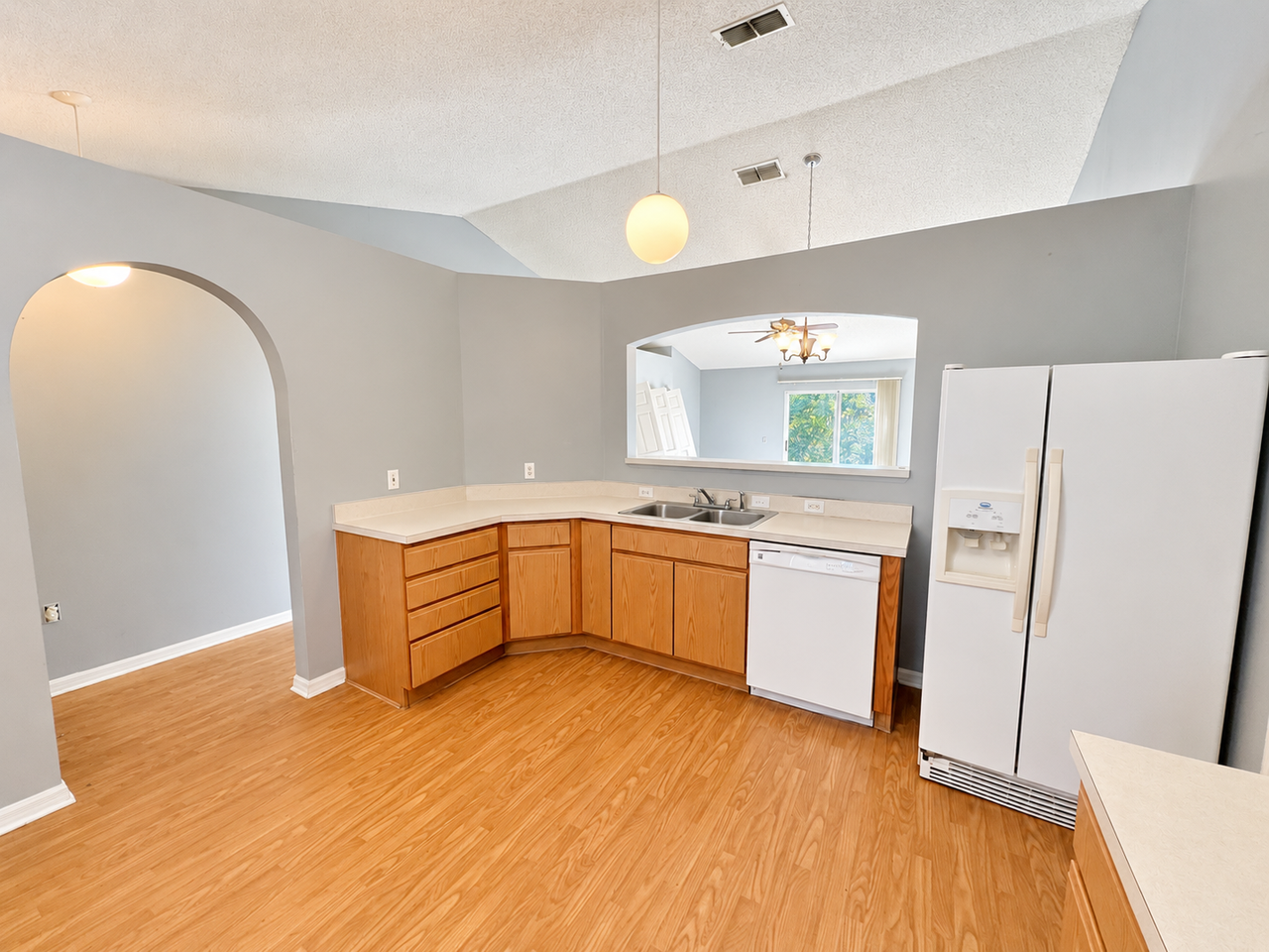 6077 Roble Ave - Photo 7 of 23