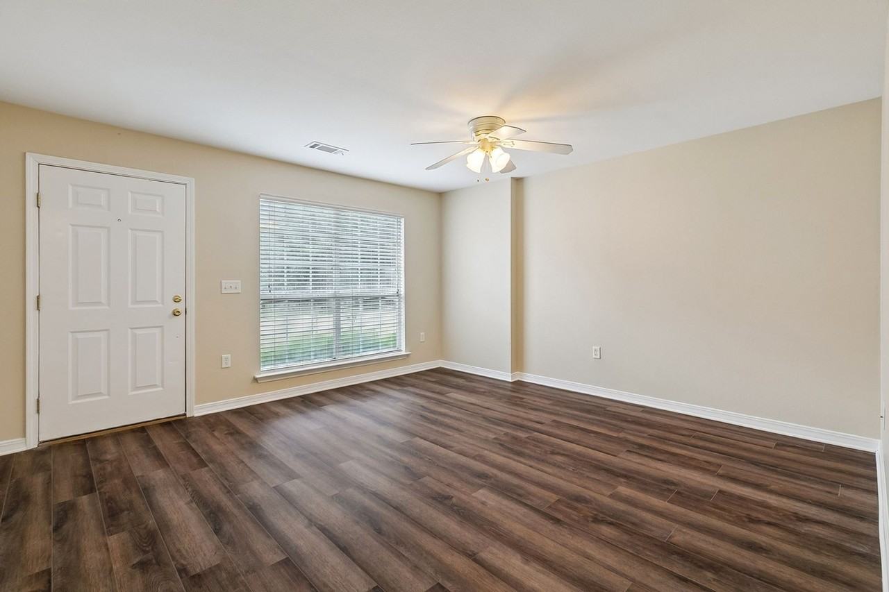 103 Covington Meadow Cir #H - Photo 4 of 18