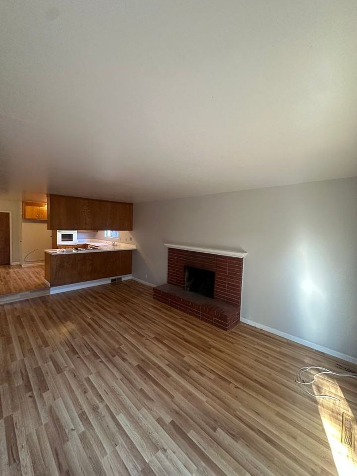 6424 Vegas Dr - Photo 6 of 16