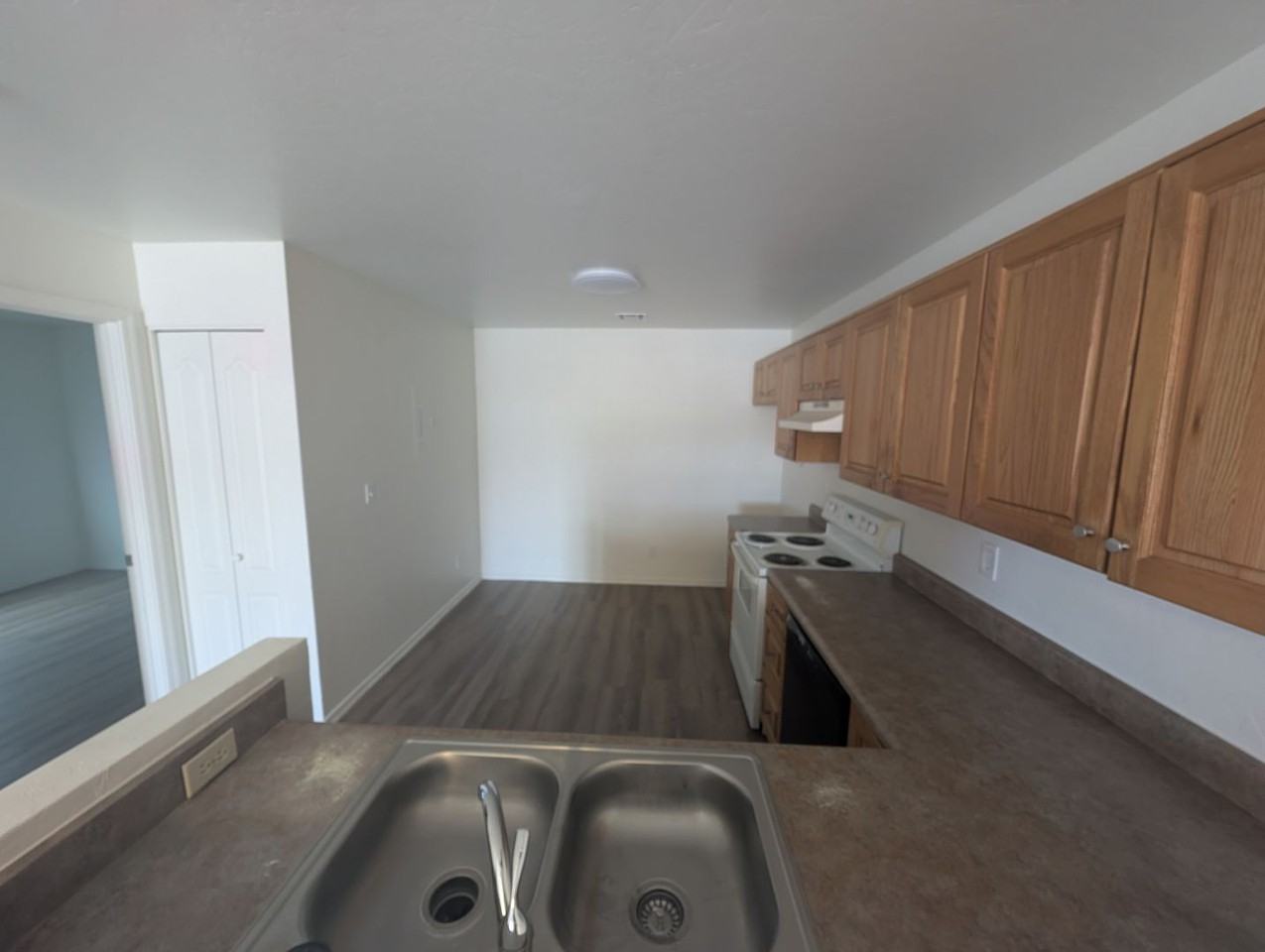 2642 N Los Altos Ave #2 - Photo 5 of 12