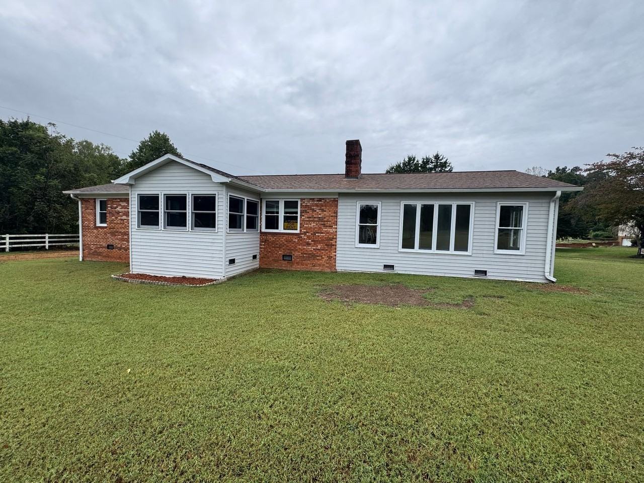 704 Bailey Rd - Photo 2 of 23