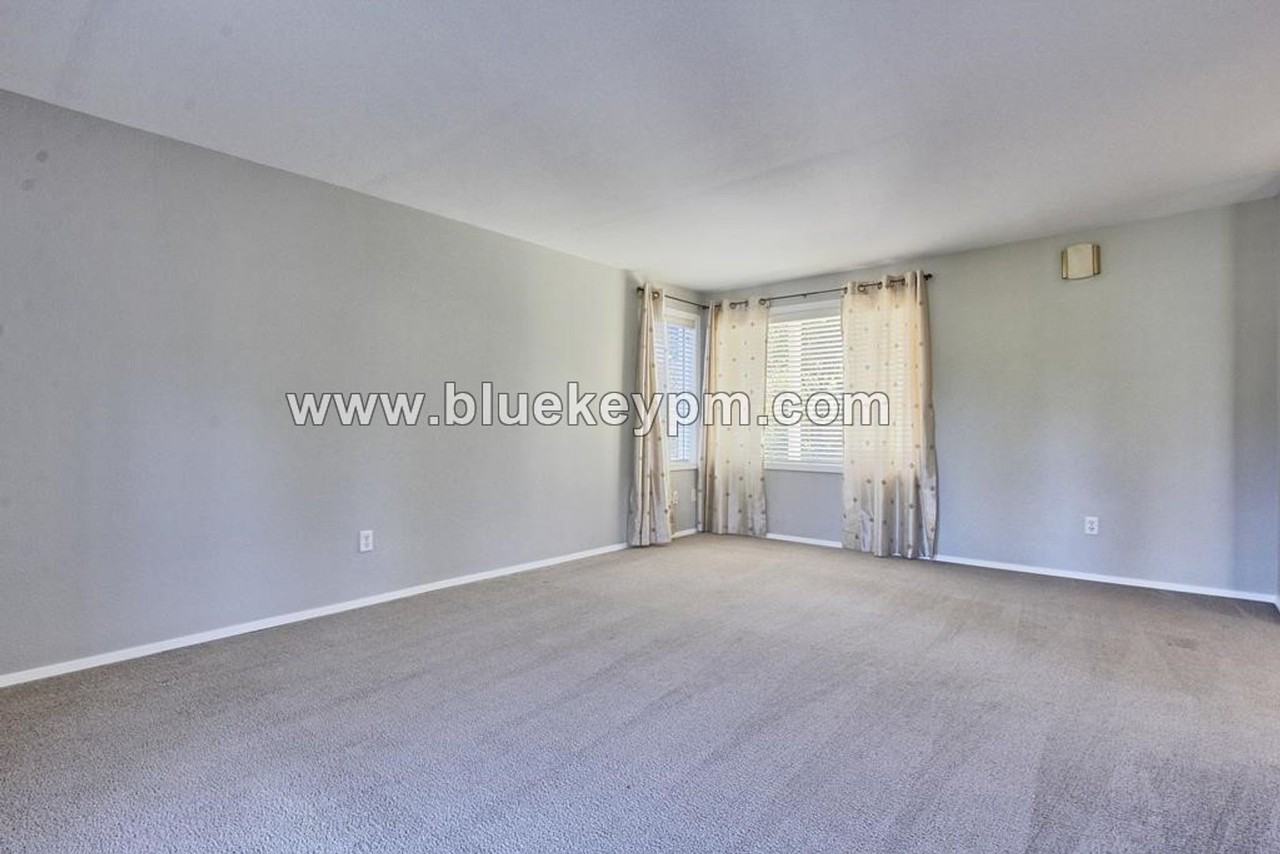 10475 Sw Dunlin Pl - Photo 4 of 10