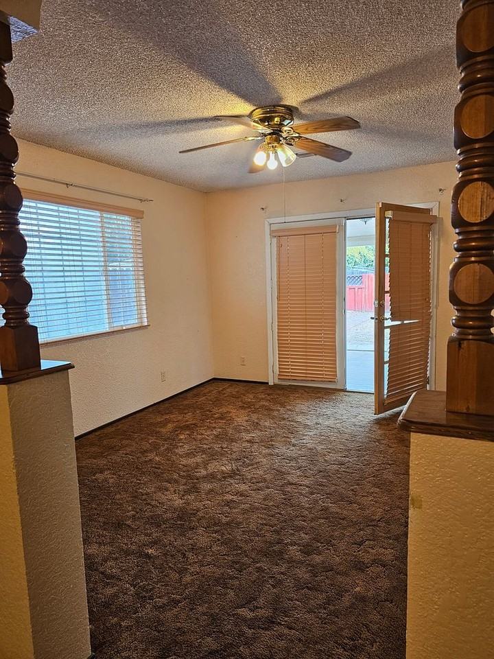 150 8th St - Photo 6 of 30