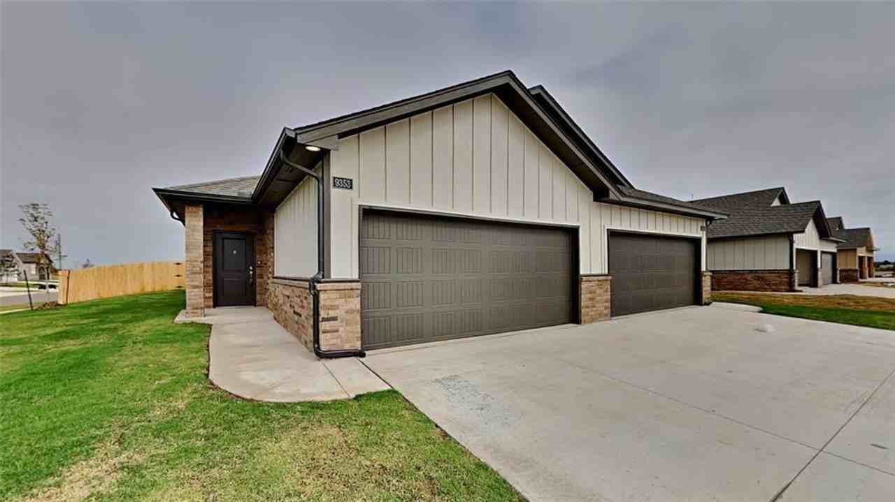 12601 Florence Ln - Photo 2 of 22