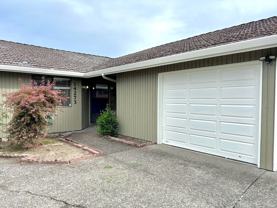 14273 14273 & 14275 SW Daphne St. - Photo 1 of 1