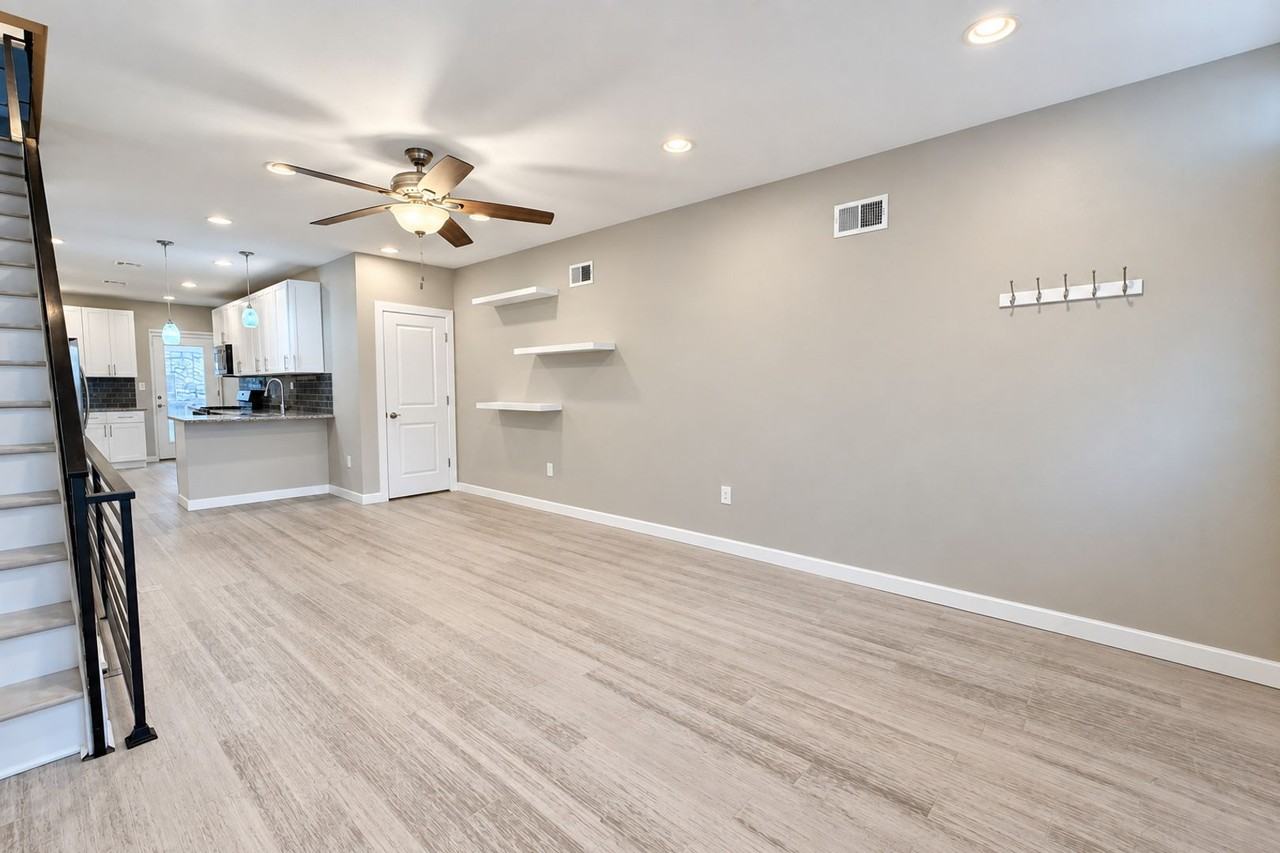 1637 S 23rd St - Photo 2 of 32
