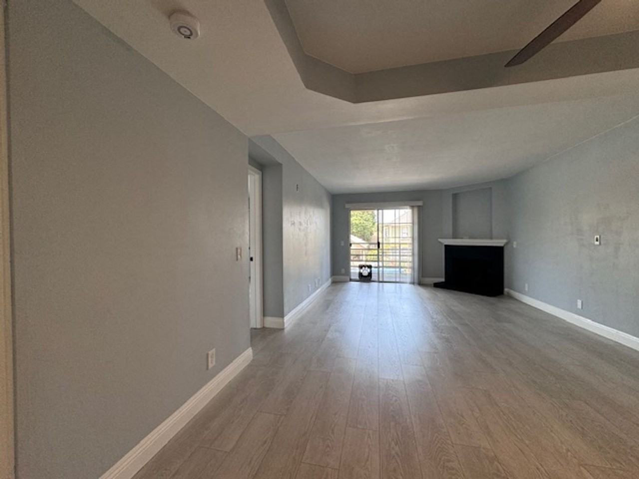 535 W 4th St - Photo 4 of 14