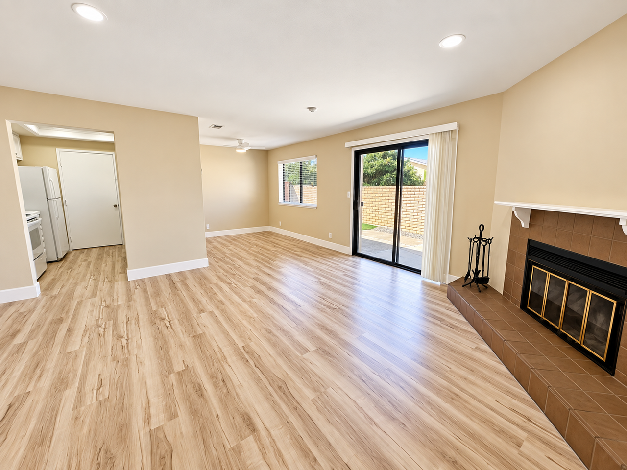 2619 Village Ct - Photo 6 of 14