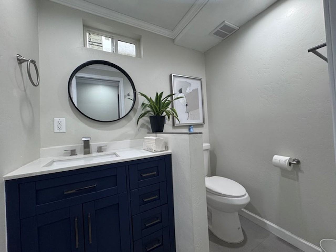 1354 3/4 Meadowbrook Ave - Photo 6 of 17