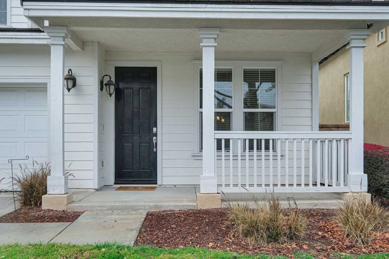 33310 Wallace Way - Photo 3 of 20