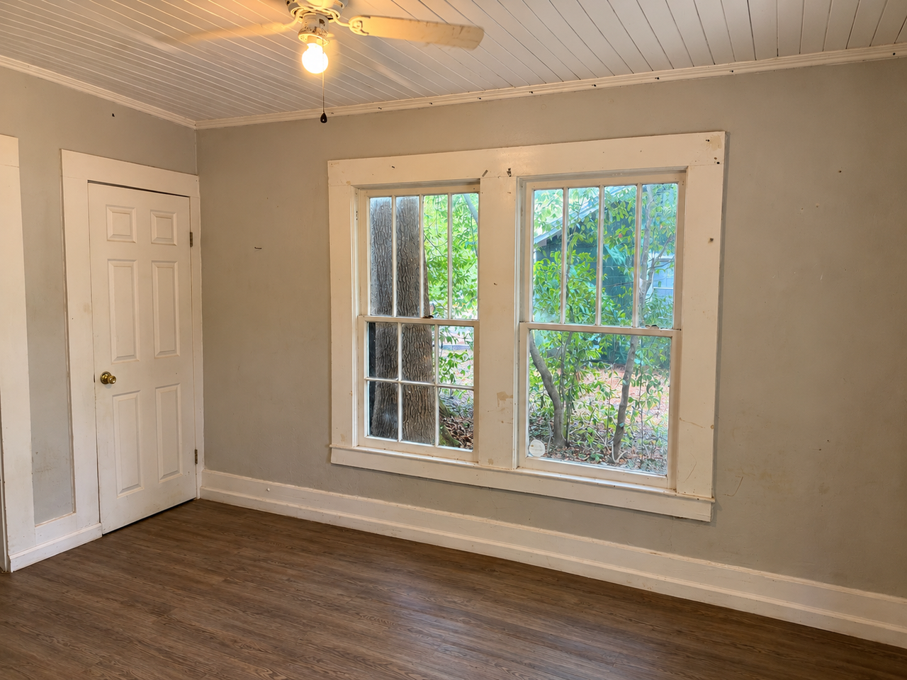 1422 Gillespie Ave - Photo 6 of 8