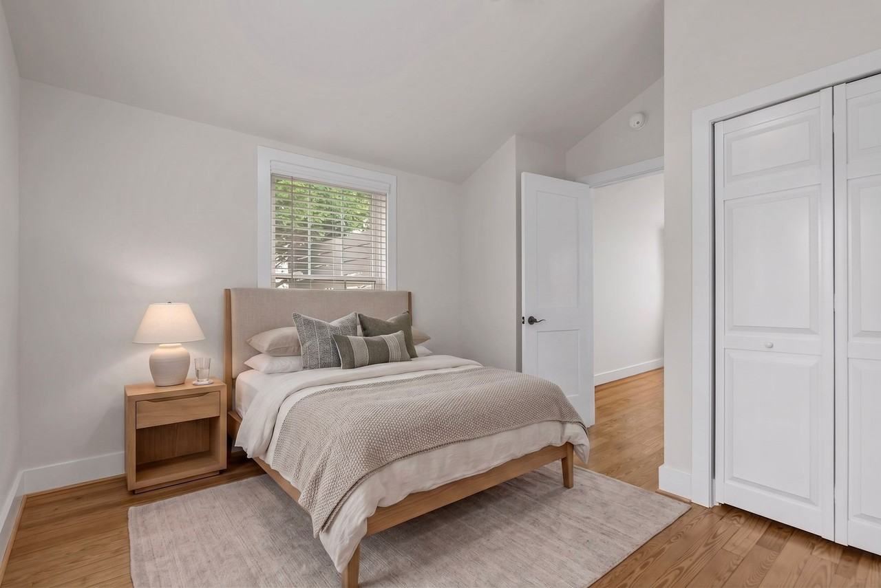 2 Donnybrook Ave - Photo 5 of 20