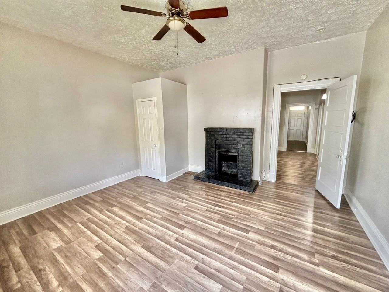2612 Hale Ave - Photo 2 of 10