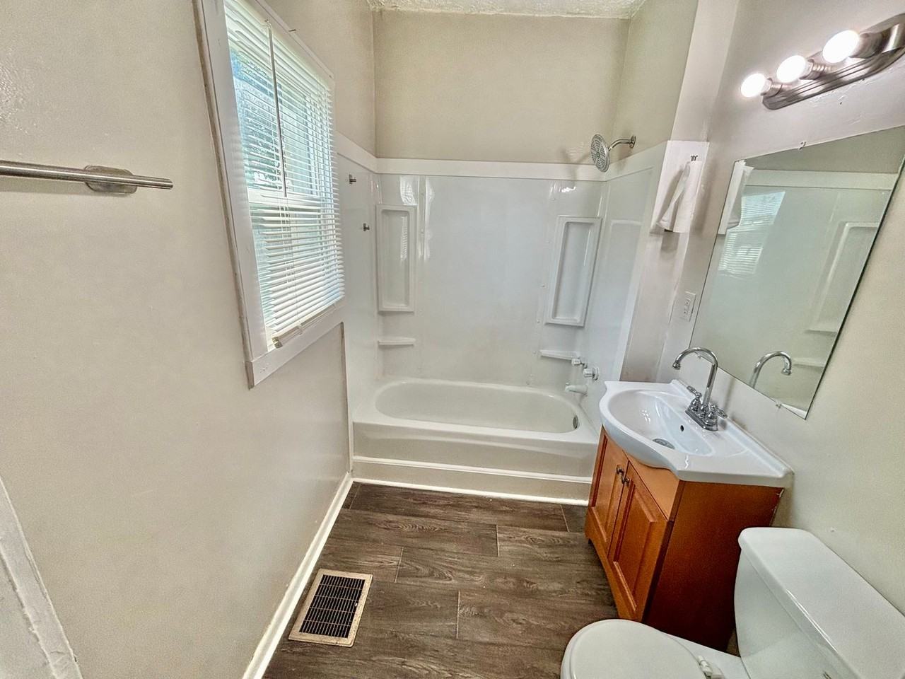 2612 Hale Ave - Photo 7 of 10
