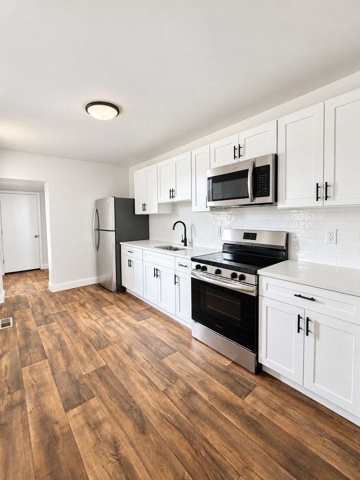 1714 Meadow St - Photo 7 of 31
