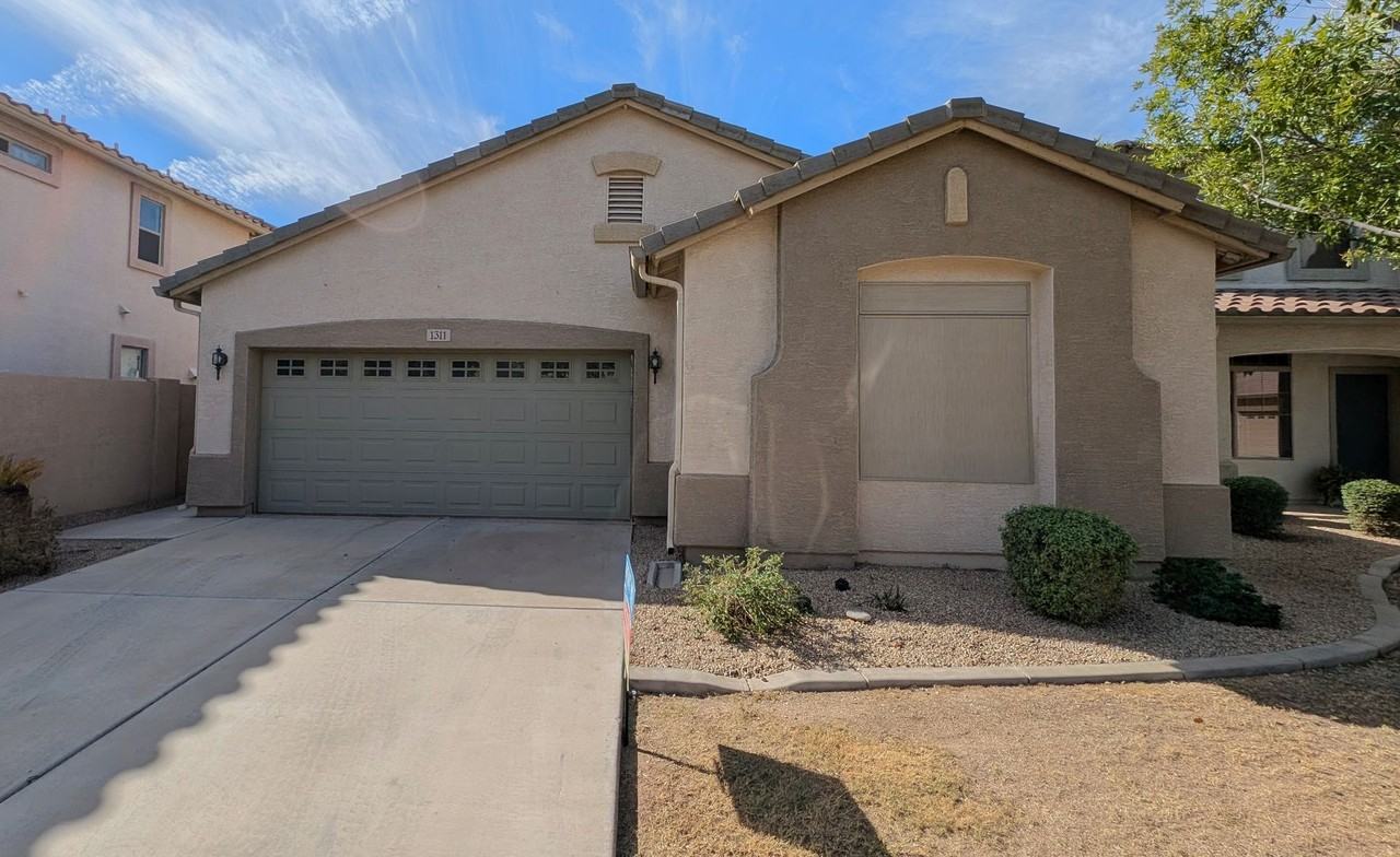 1311 E Marlin Dr - Photo 2 of 45