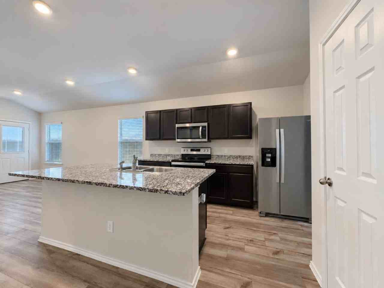 1073 Ottoman Loop - Photo 2 of 9