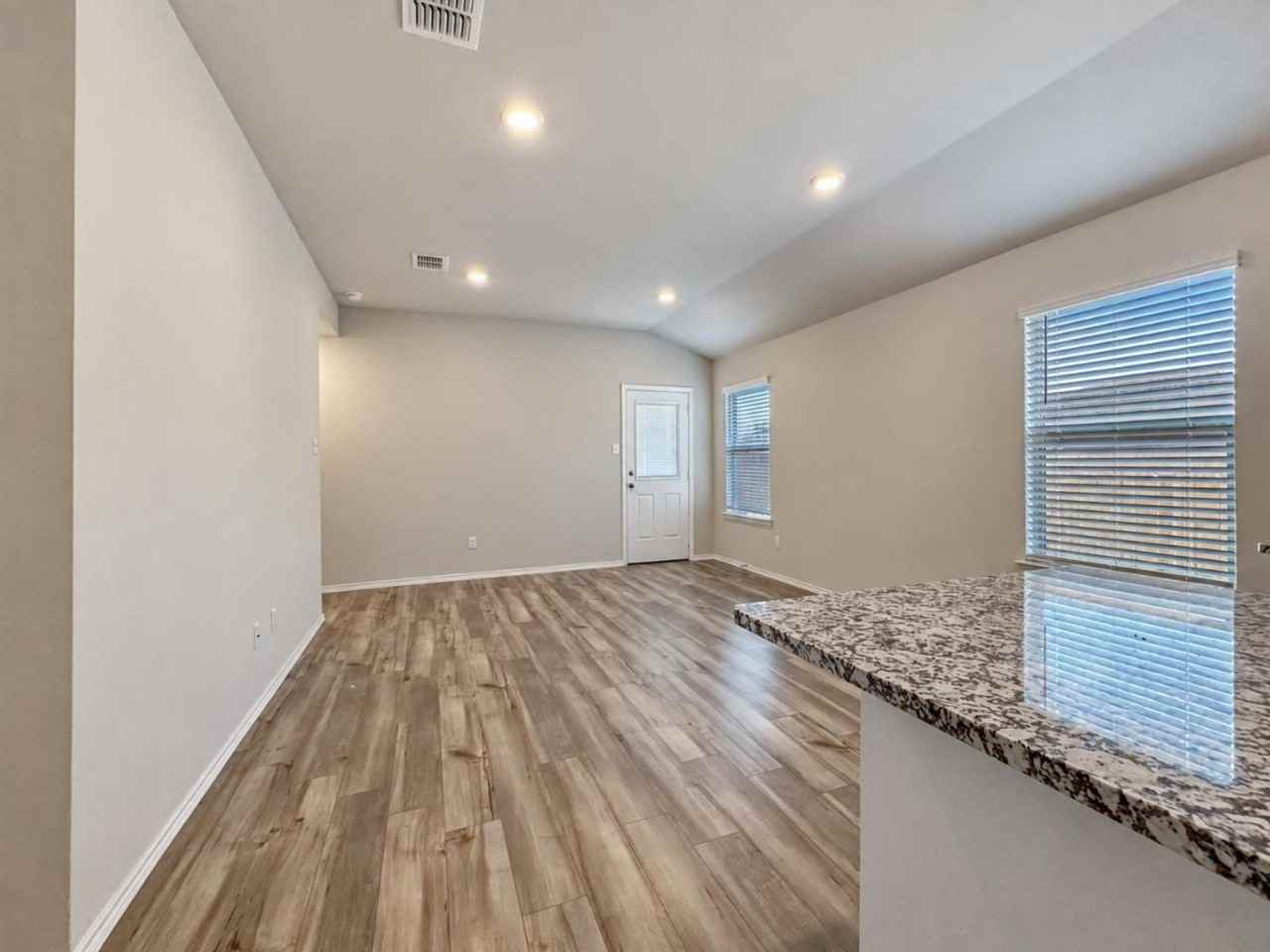 1073 Ottoman Loop - Photo 3 of 9