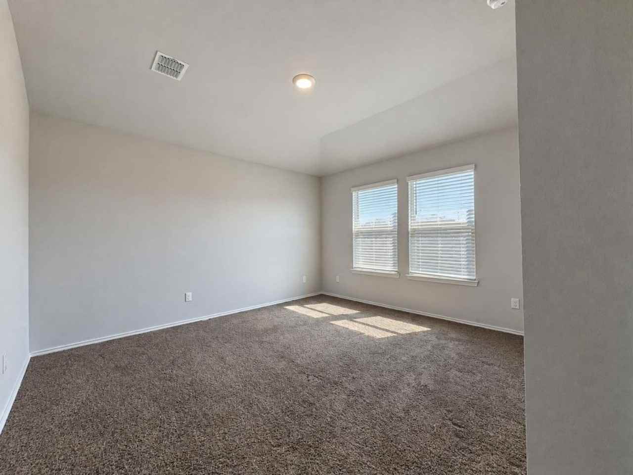 1073 Ottoman Loop - Photo 4 of 9