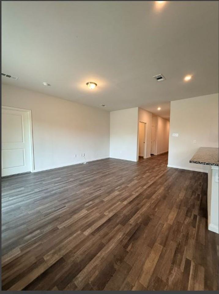 3637 Silver Maple Ln - Photo 4 of 22