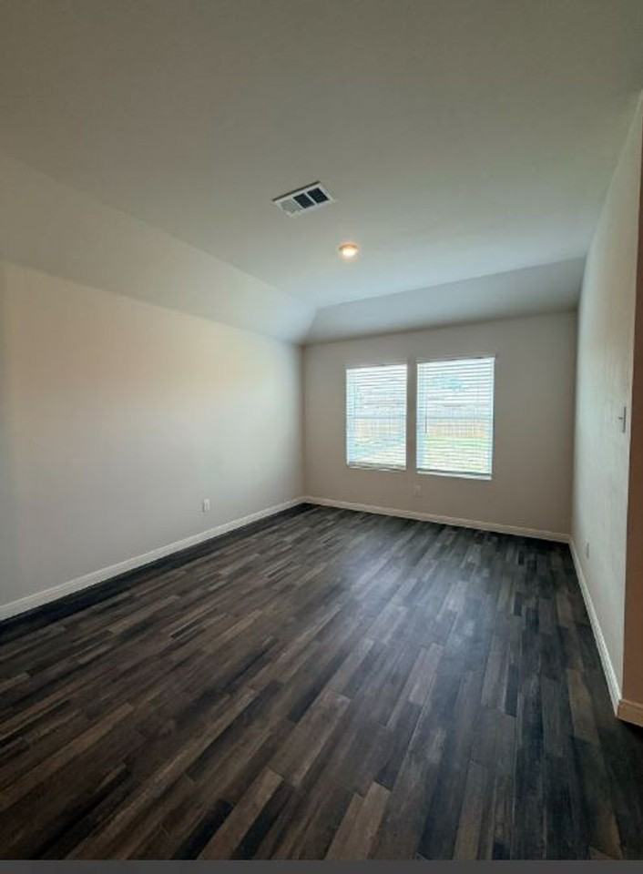 3637 Silver Maple Ln - Photo 7 of 22
