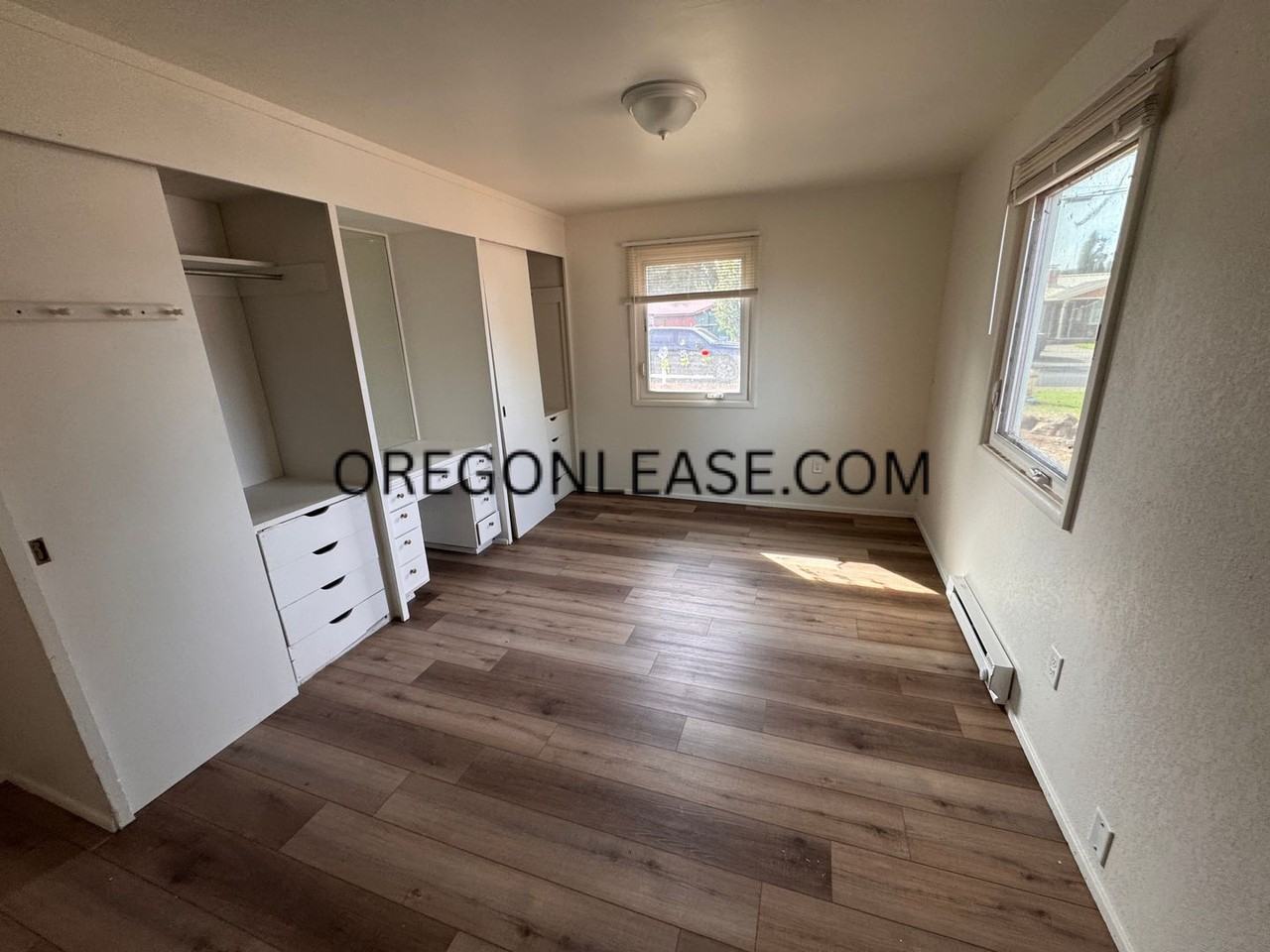 4076 North St - Photo 3 of 15